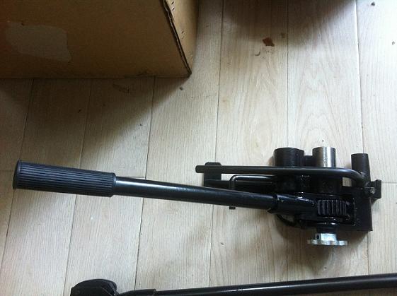 JF-200铁皮手动打包机25宽