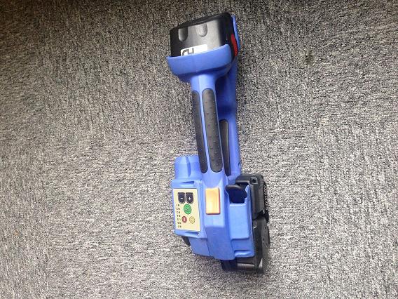 F-200手提电动免扣打包机