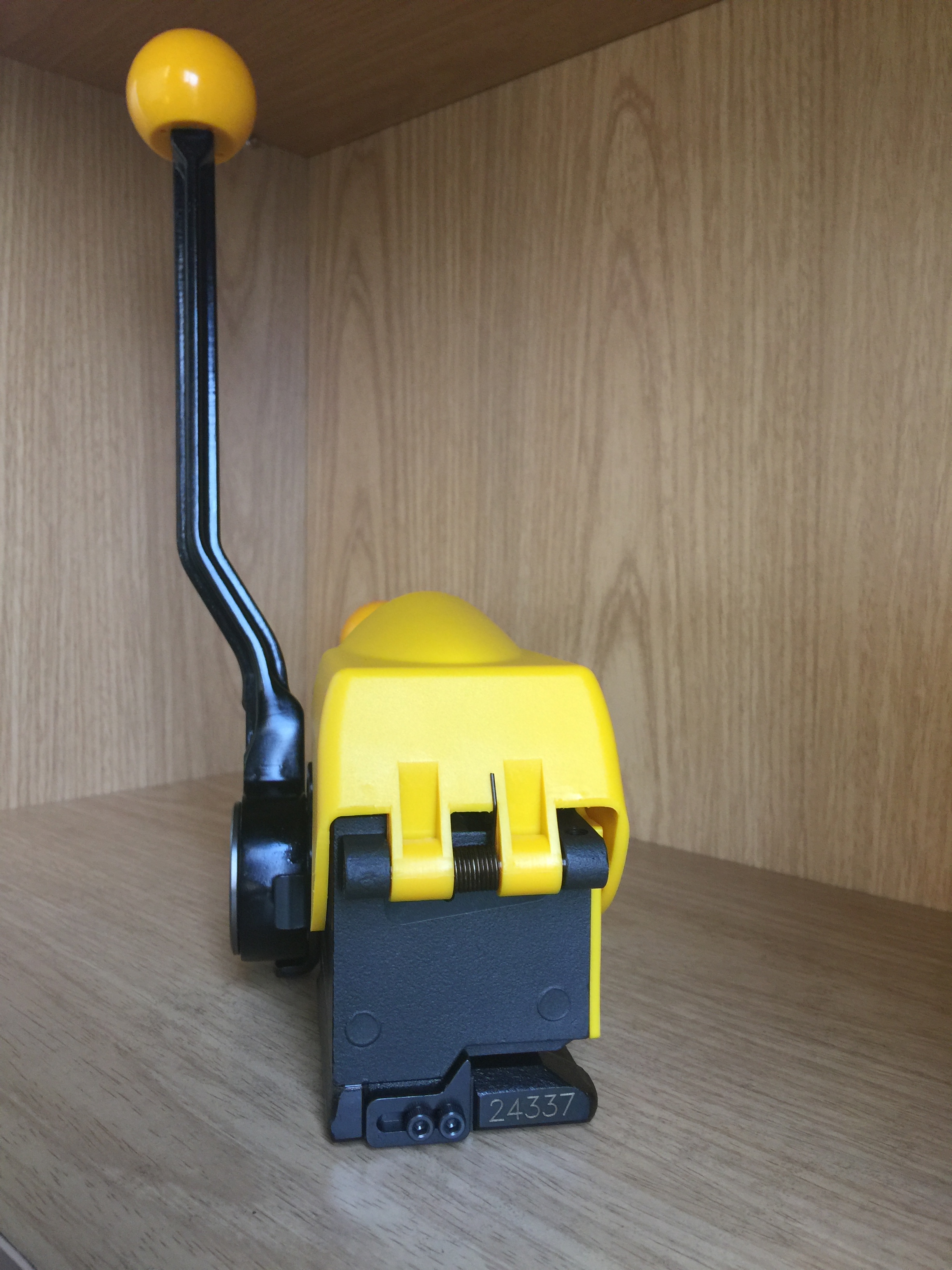 MH32A钢带免扣打包机